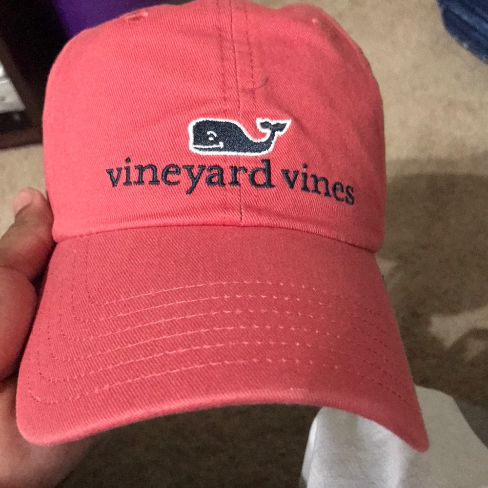 Vineyard vines hat